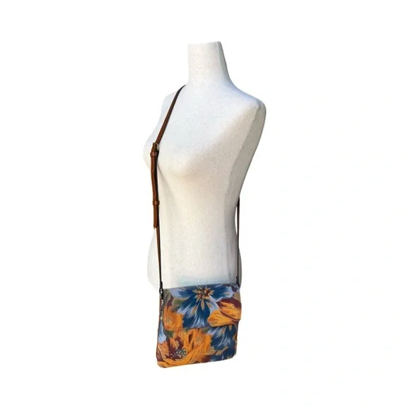 NWT Patricia Nash Leather Crossbody Bag Marigold Harvest Retail $149 - Picture 2 of 8